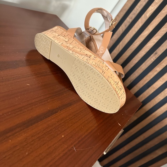 Stewart Weitzman - shoes - size 11 - Picture 4 of 7